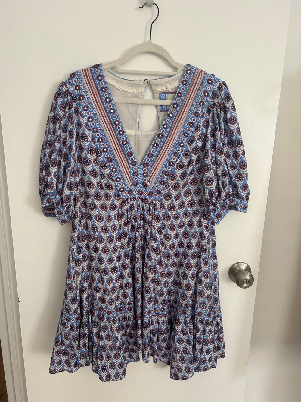 Anthropologie Maeve Light Blue Printed V-Neck Puff Sleeve Tunic - Picture 4 of 6